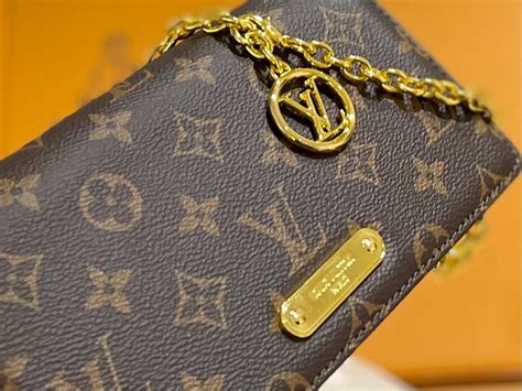 wallet on chain lily|louis vuitton woc.